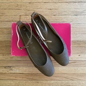 Vintage Famolare Brazil Flats with Ankle Strap 9